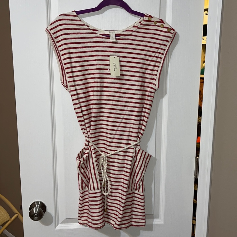 Forever 21 - striped tie dress with pockets NWT